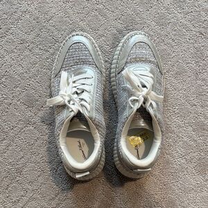 Universal Thread Gray and White Sneakers